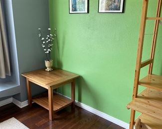 End table 