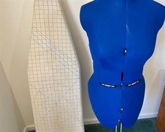 Adjustable Dress Form