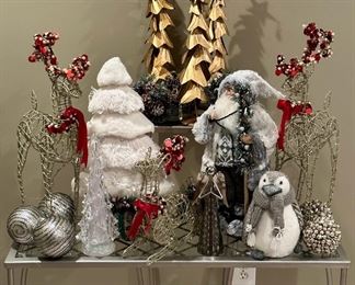 Glitz Glam Christmas Decor