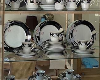 Mikasa Charisma Black