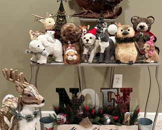 Natural Wintertime Animal Decor