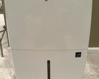 WHIRLPOOL Dehumidifier