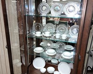 Much everyday china and glassware 