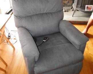LaZBoy Lift Recliner