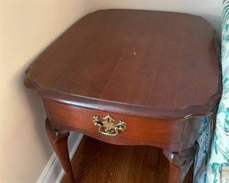 #12	Pennsylvania House End Table w/1 drawer on legs  21x27x22	 $75.00 			
