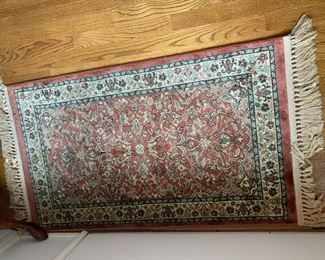 #32	Machine Made Coral/Sage Rud 44 x 26	 $65.00 			
