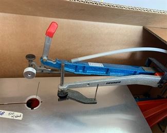 #95	hegner multimax 18 scroll saw with stand in box 	 $500.00 			
