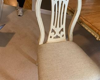 #119	Universal Furniture Table & 6 chairs (has leaf doesn't match slightly Darker) - 59x41x29	 $175.00 			
not all the chairs shown