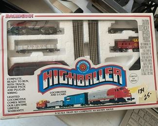 #134	Bachmann 5 Highballer 3 car train set 	 $25.00 			
