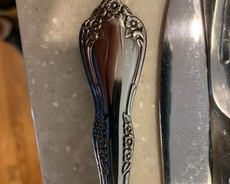 #217	Rogers Deluxe - mixed set for 12 (missing a couple pcs.)	 $75.00 			
