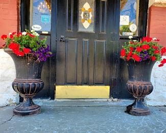 1890 Hotel Josephine Entrance - Welcome!