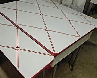 Vintage MCM 1941 Tepco Porcelain Expandable Butterfly Table - stunning!