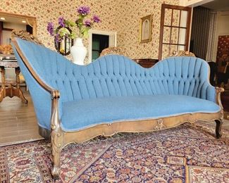 Gorgeous Ornate Carved Wood Vintage Lobby Chaise - price does not reduce