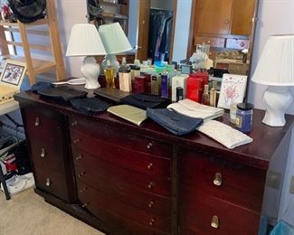 Vtg. Lowboy dresser with mirror 