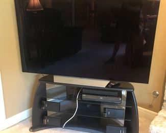 A nice collection of flat screens in excellent condition…Make offers!!