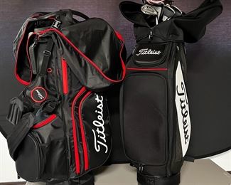 Titleist Golf Bags