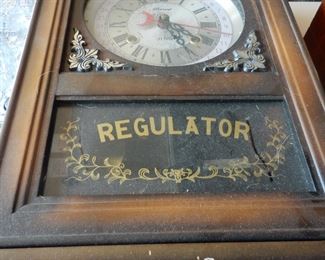 Regulator Clock