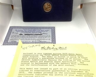 14kt Gold Danbury Mint Space Medal 