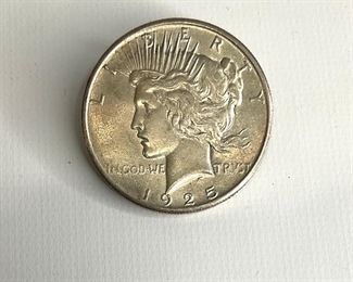 1925 Peace Dollar AU
