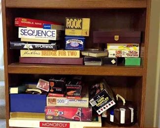 Chinkerchek Board with Games And Puzzles 