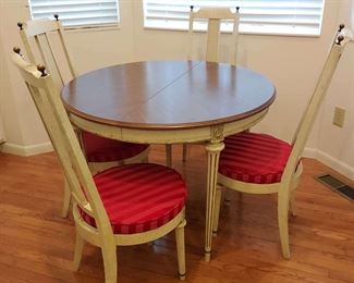 Jefferson Woodworking Co. Dinnete Set