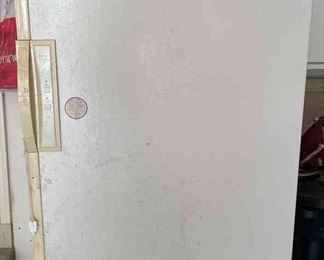 Kenmore Frostless 19 Upright Freezer