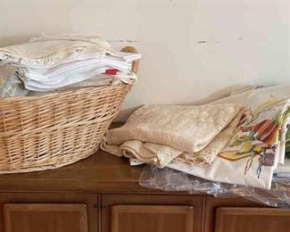 Miscellaneous Table Linens And Basket