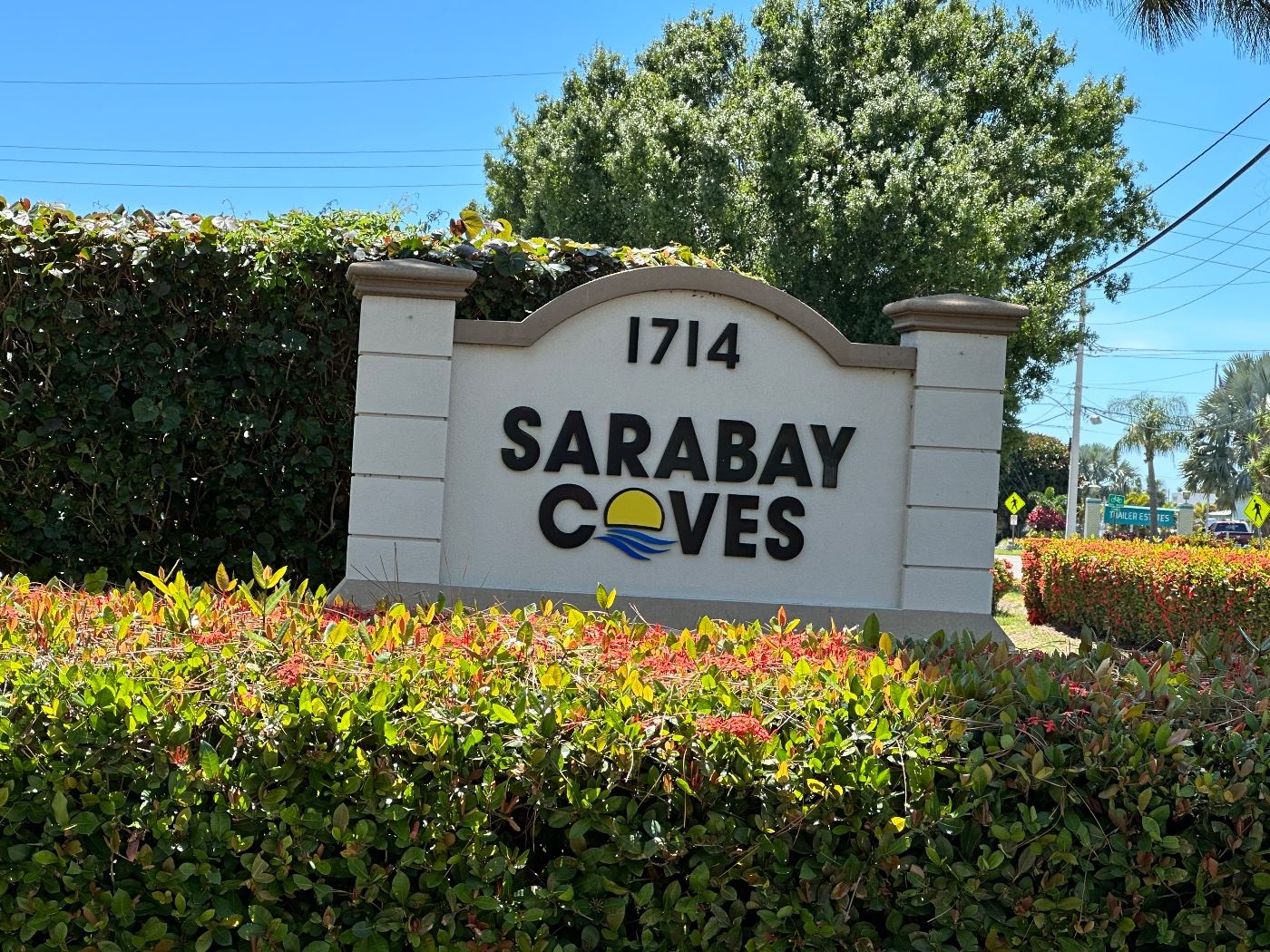 Waterfront Condo in Sarabay Cove in Bradenton, FL starts on 6/17/2023
