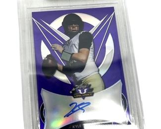 Leaf 2019 Variant Autographed Kyle Shurmur Card