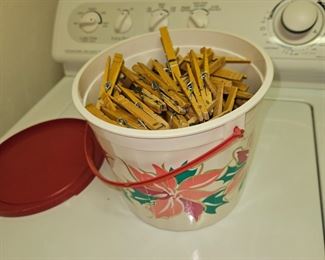 entire bucket of clothes pins......sold as a tub !  Perfect for classrooms, VBS, Crafts