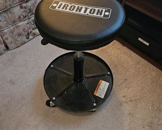 Mechanics stool  upper level