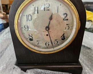 Beautiful mantle clock 1925