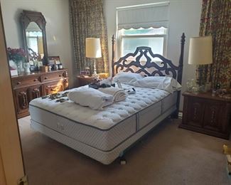 Queen bedroom set (mattress sold separately)