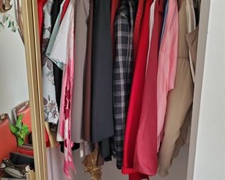 Ladies clothing med to large