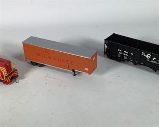 HO Scale Rolling Stock: Spectrum by Bachmann #80036, Trainworx #80334-02 and ExactRail EP-#81460-21