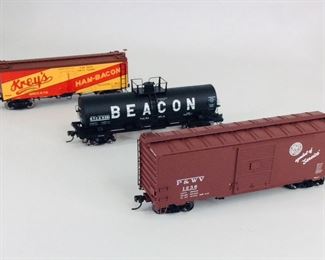 Atlas HO Model Train Cars #20-003-039, #6112-1, and #1086-1