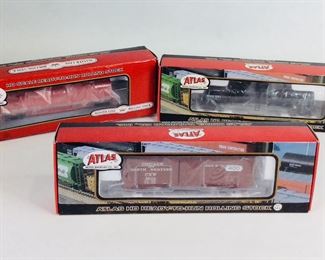  Atlas HO Ready-To-Roll Train Cars #20-001-163, #1565-3, & #6415-2
