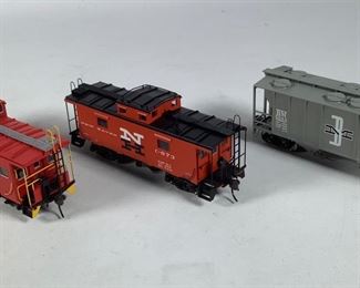 Atlas HO Scale Ready-To-Run Rolling Stock Item #1801-3, #6309-2 and #6211-1