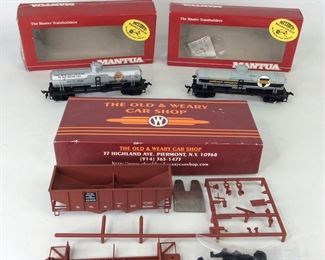 HO Model Train Cars: The Old & Weary Car Shop #OWHC-21 and Mantua Tank Cars #732-593 & #732-660