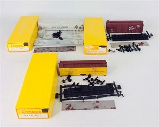 Accurail HO Train Cars #2029, #4804, & #3018