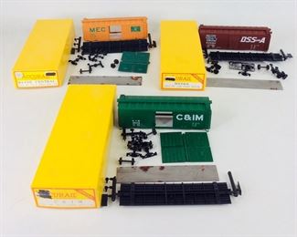 Accurail HO Model Train Cars #1551, #3418, & #1523