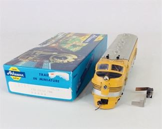 Athearn HO Ready-To-Run Super Power Locomotive #3215