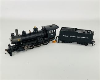 Spectrum HO Locomotive #82305
