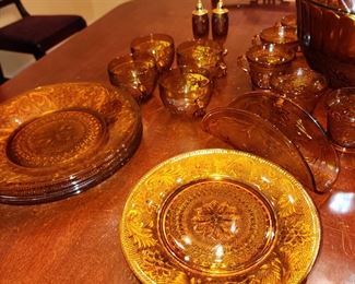 Tiara Indian Glass in Amber