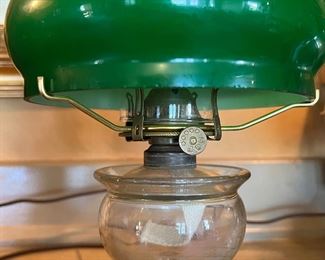 Vintage B&P oil lamp with green glass shade