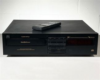 NAKAMICHI MUSIC BANK SYSTEM | 6 CD capacity CD player, model MB-1. - l. 17 x w. 15 x h. 4.5 in