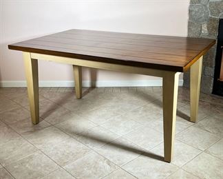 PIER 1 FRENCH COUNTRY TABLE | Pier1 Country kitchenette / dining table with finished wood top and painted sand-colored legs, with Pier One label. - l. 60 x w. 36 x h. 30.5 in