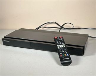 SAMSUNG BLU-RAY PLAYER | 3D Blu-Ray capable includes remote & power cord. - l. 17 x w. 8 x h. 1.5 in