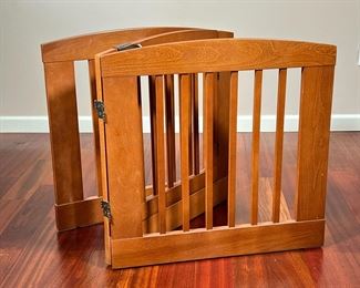 CEDAR WOOD DOG GATE | Slated cedar dog gate with door in center and double-sided hinges. - l. 72 x h. 24 in