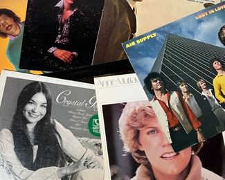 (7PC) RECORDS ABOUT LOVE | Vinyl record albums, including: Crystal Gayle, Air Supply Lost in Love, Anne Murray Let’s Keep it That Way, Anne Murray, I’ll Always Love You, B.J. Thomas Sings for Lovers and Losers & Greatest Hits Vol. 2, and Lionel Richie